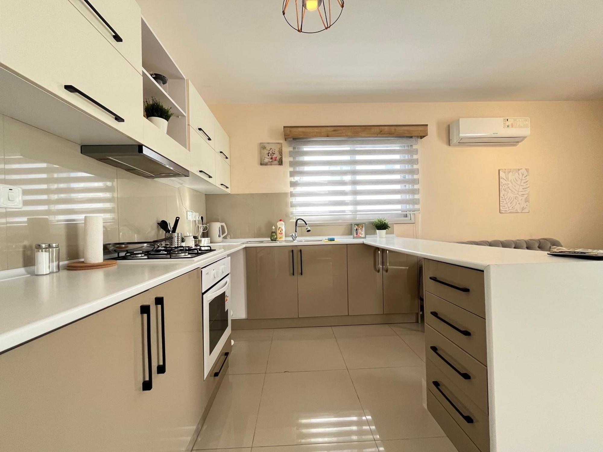 קיירניה Weekend Apartments 2Br מראה חיצוני תמונה