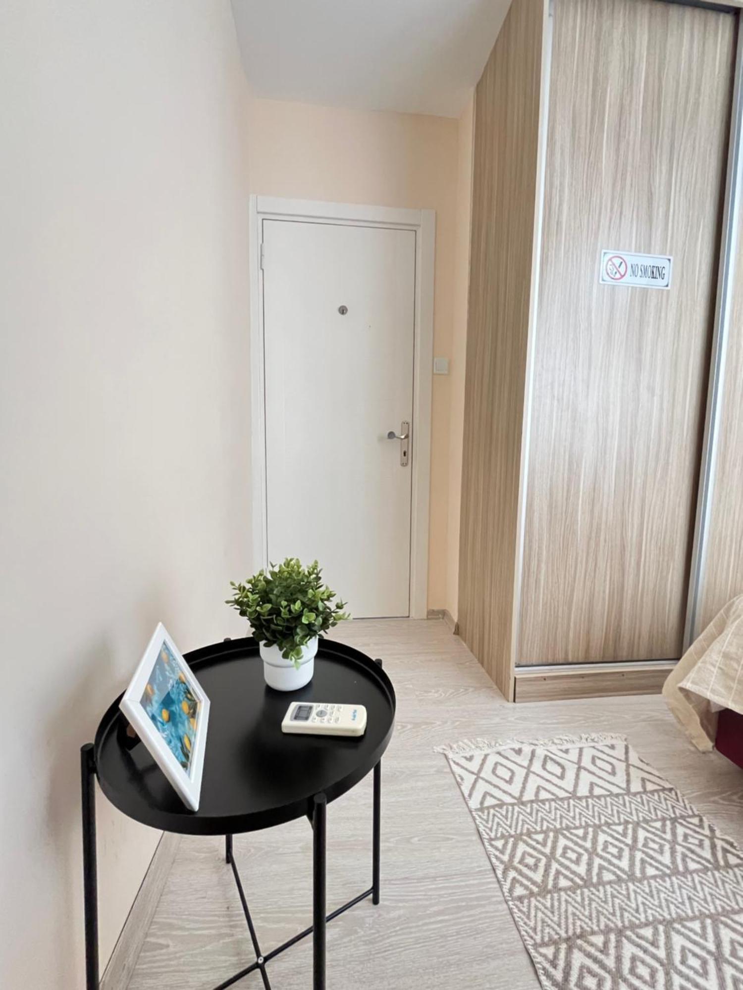 קיירניה Weekend Apartments 2Br מראה חיצוני תמונה